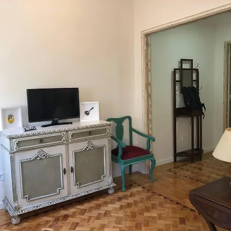 Campolide Nest Apartment *