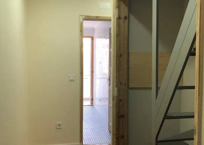 Campolide Nest * Lisbon